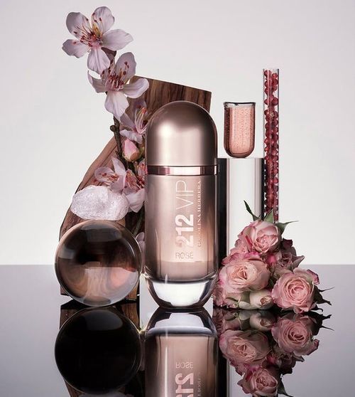 Carolina Herrera 212 VIP Rose Eau De Parfum Spray 50ml